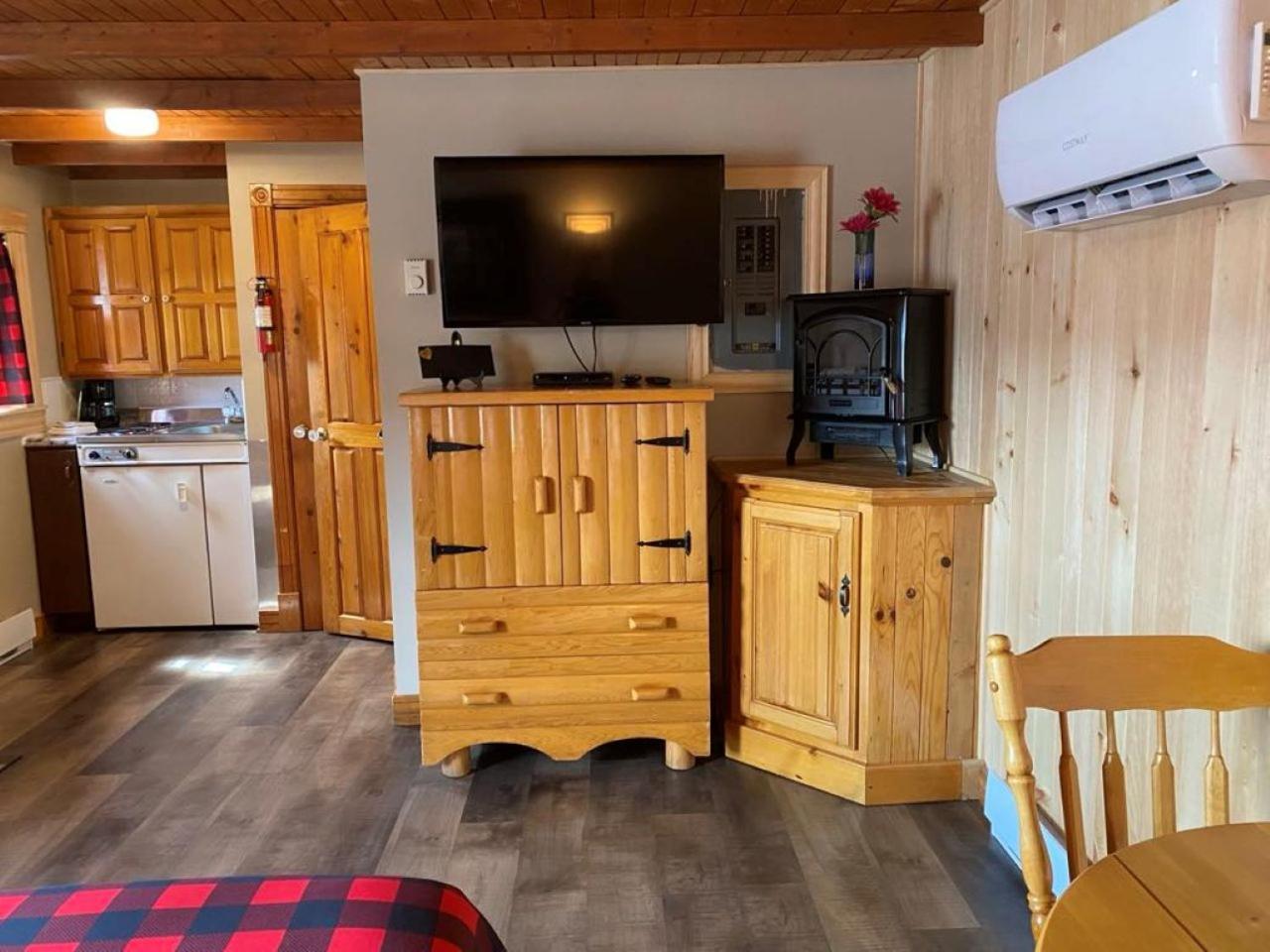 Auberge Micky Inc Edmundston Esterno foto