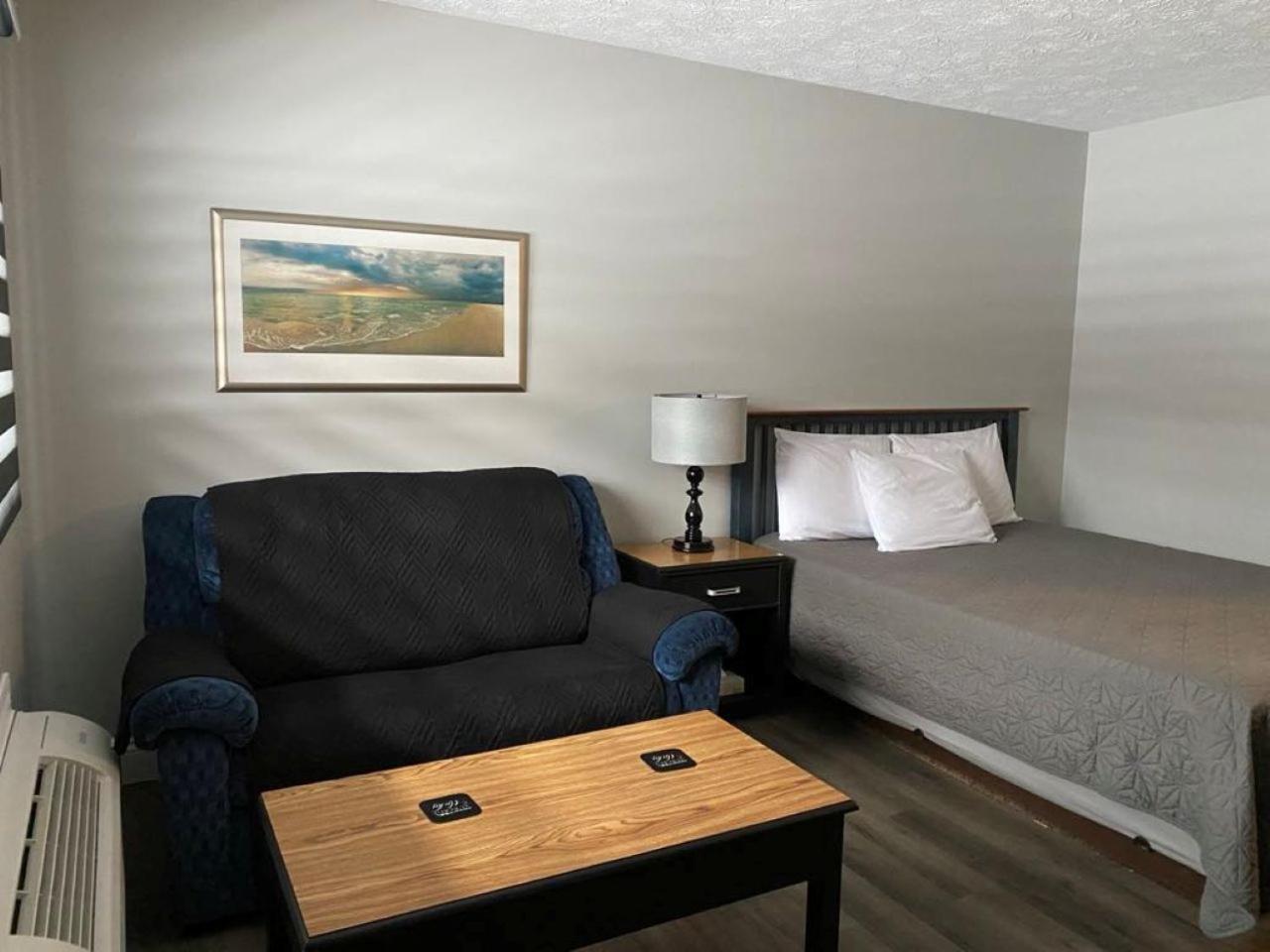 Auberge Micky Inc Edmundston Esterno foto