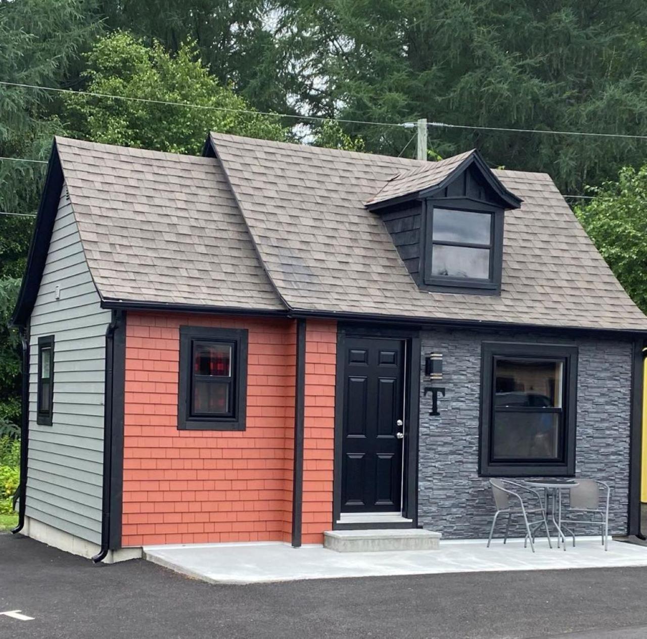 Auberge Micky Inc Edmundston Esterno foto