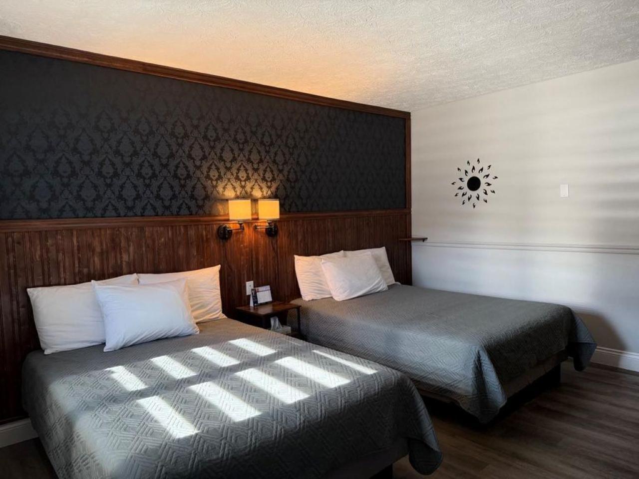 Auberge Micky Inc Edmundston Esterno foto