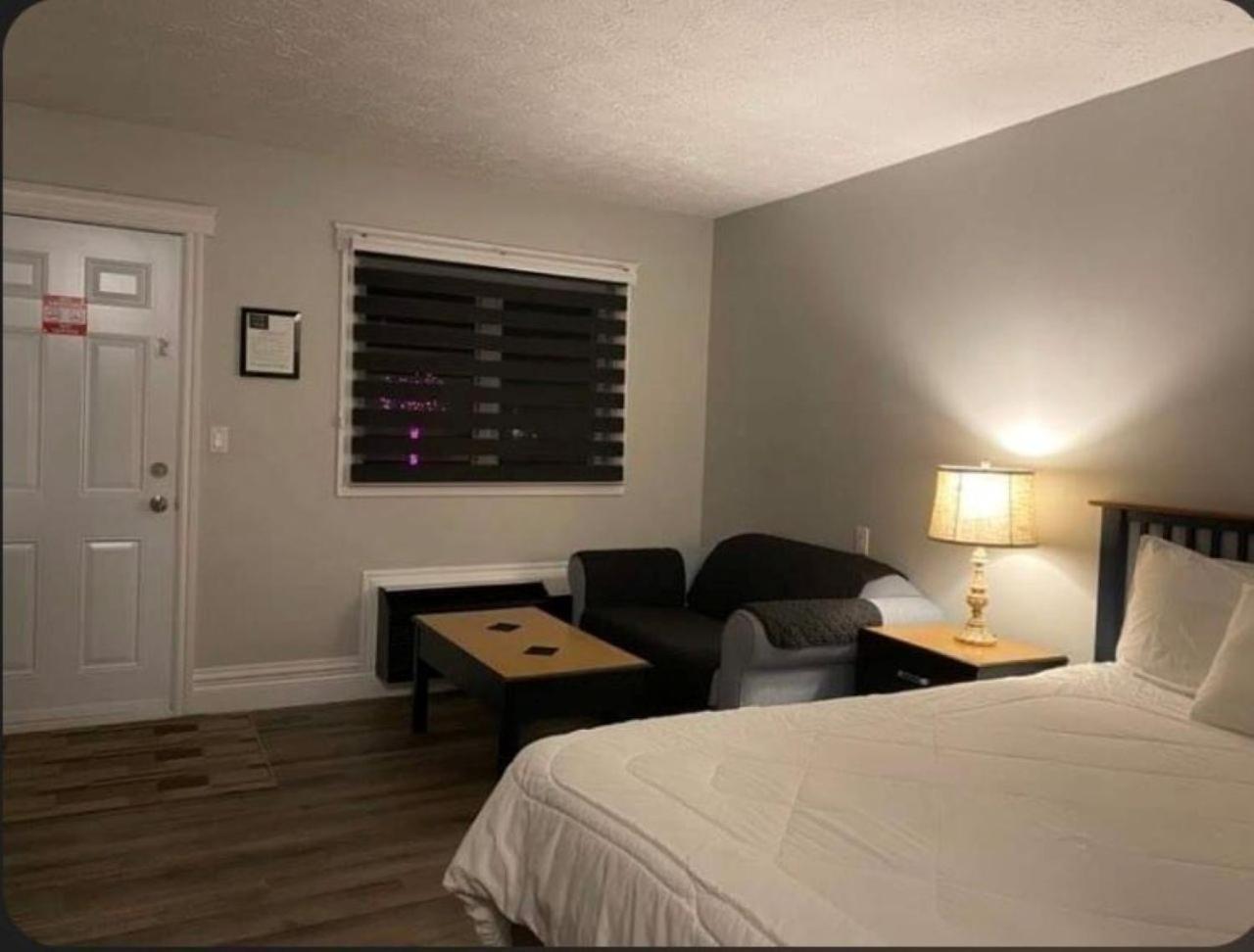 Auberge Micky Inc Edmundston Esterno foto